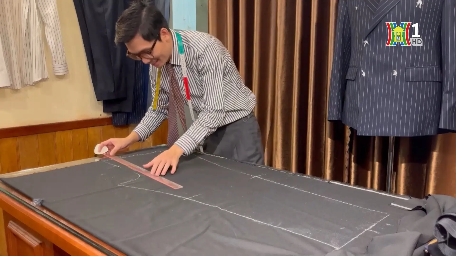 Thanh lịch Hà Nội qua hành trình trang phục nam giới - Phần 2 | Phim tài liệu | 26/11/2025